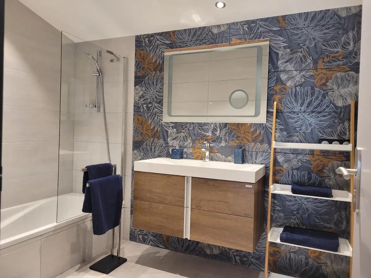 gîte du ruisseau 80m2, maison entière au calme, 2 chambres 2 salles de bain avec terrasse et garage Bourg-Saint-Maurice Francia